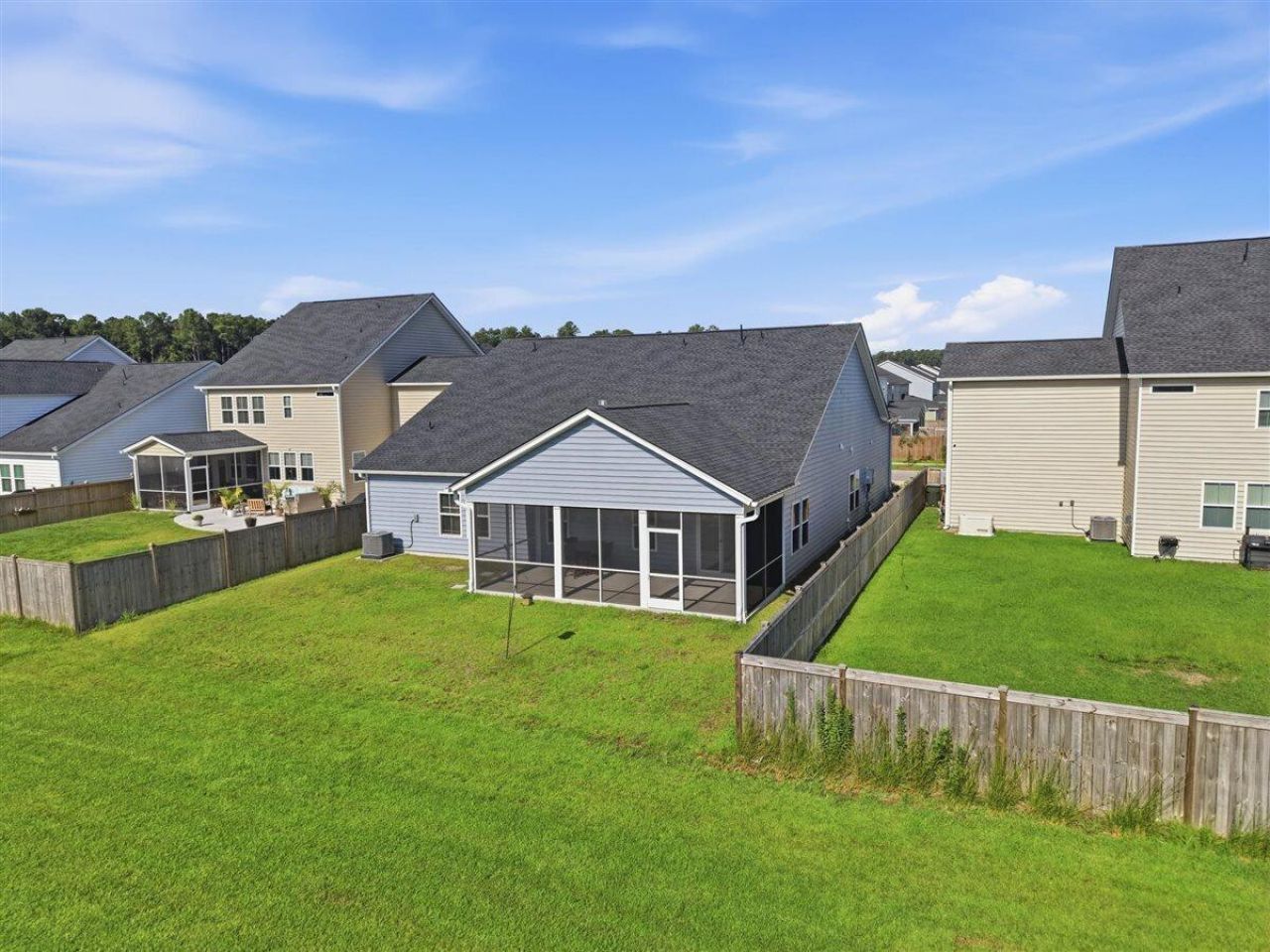 1095 Fitzgerald Court Photo 8