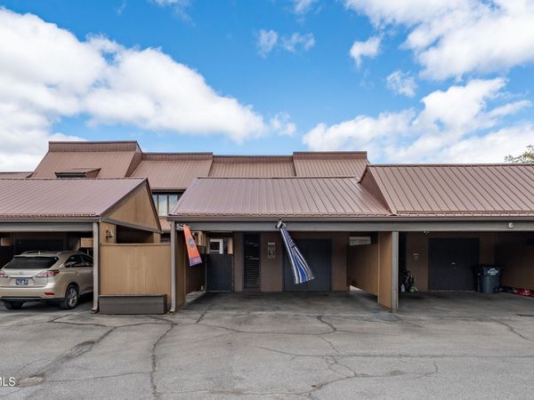 548 Fleetwood Drive, Unit D, Kingsport, TN 37660