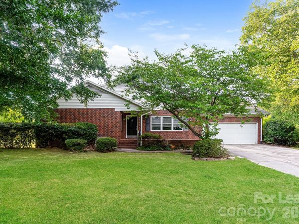 18805 Bluff Point Road , Unit B, Cornelius, NC 28031