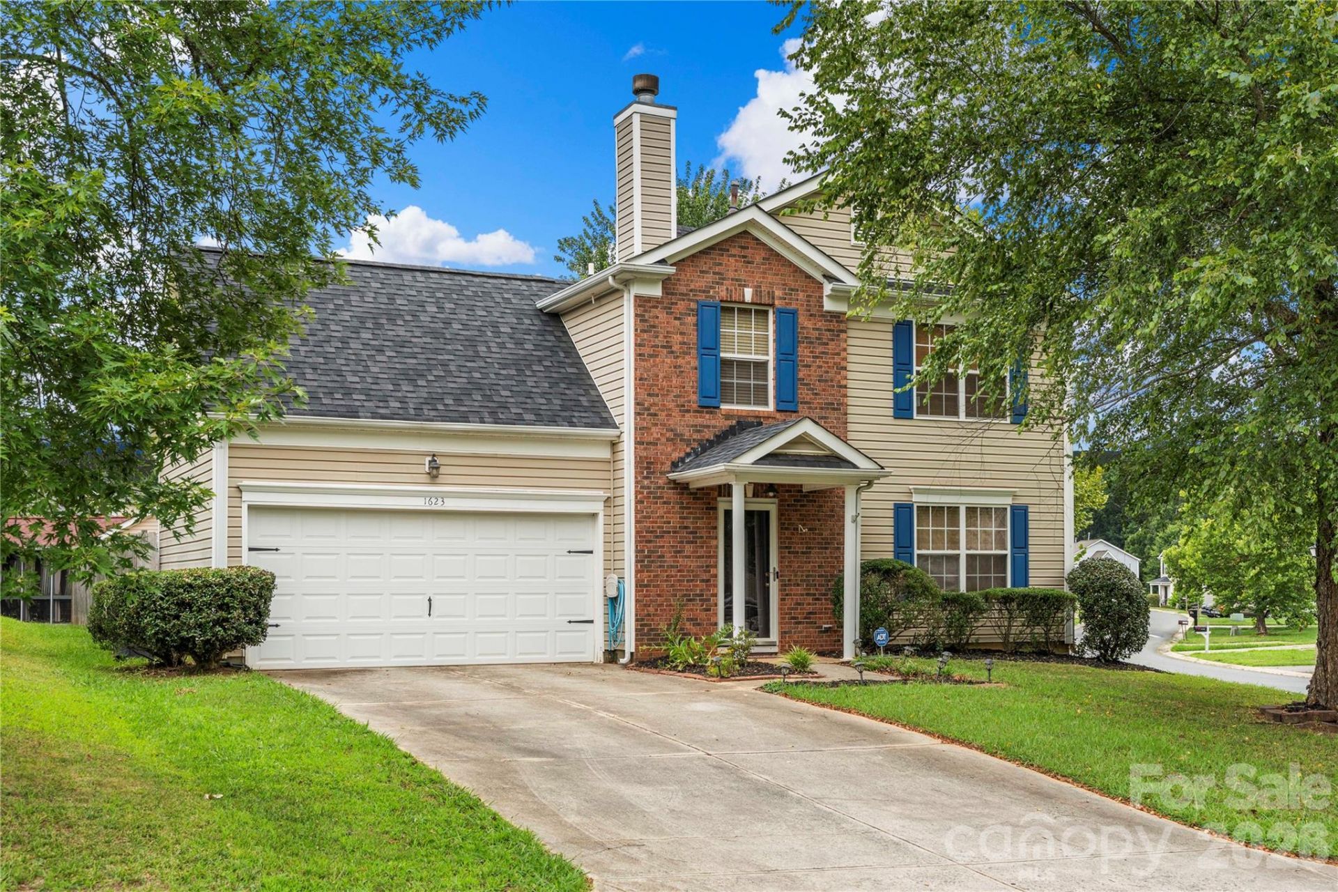 1623 Elk Creek Court , Charlotte, NC 28214 Main Photo