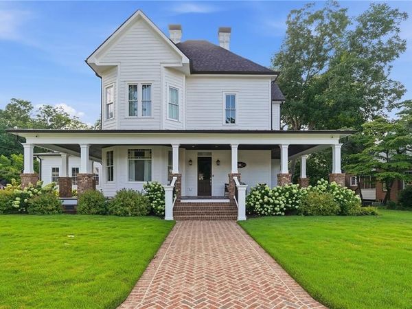 127 Griffin Street , Mcdonough, GA 30253