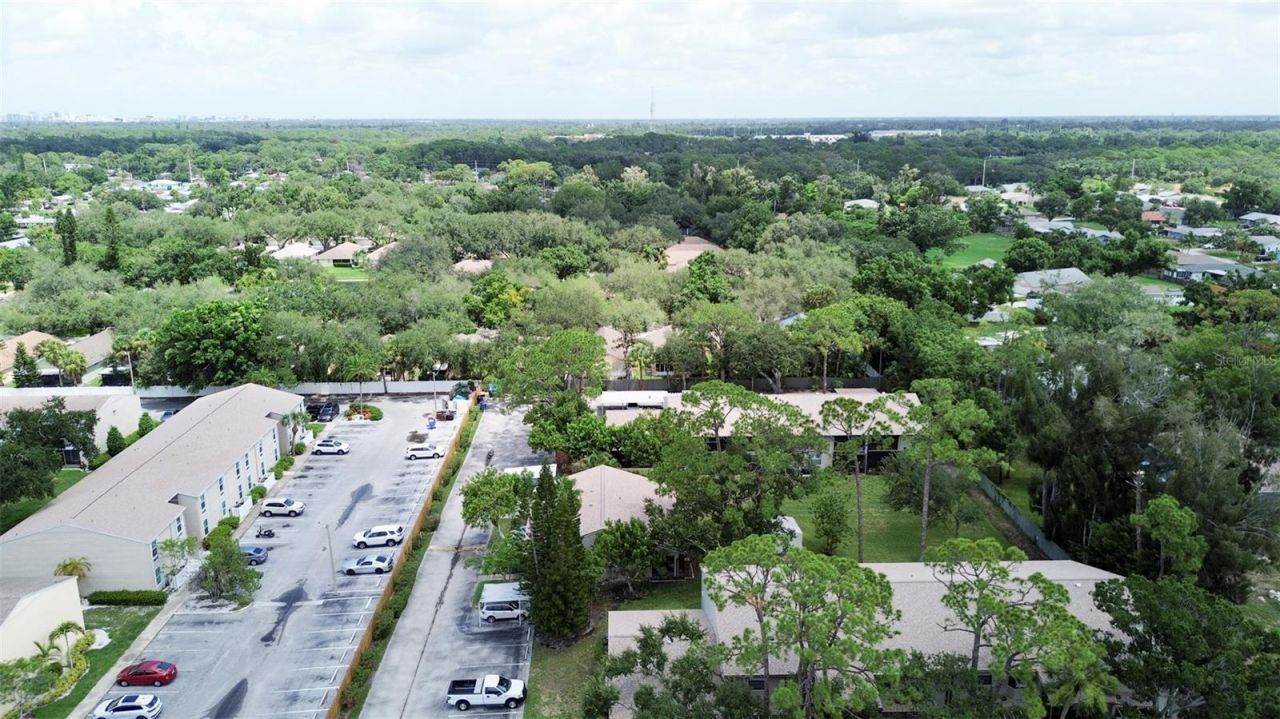 5677 Summer Side Lane, Unit 31B, Sarasota, FL 34231 Photo