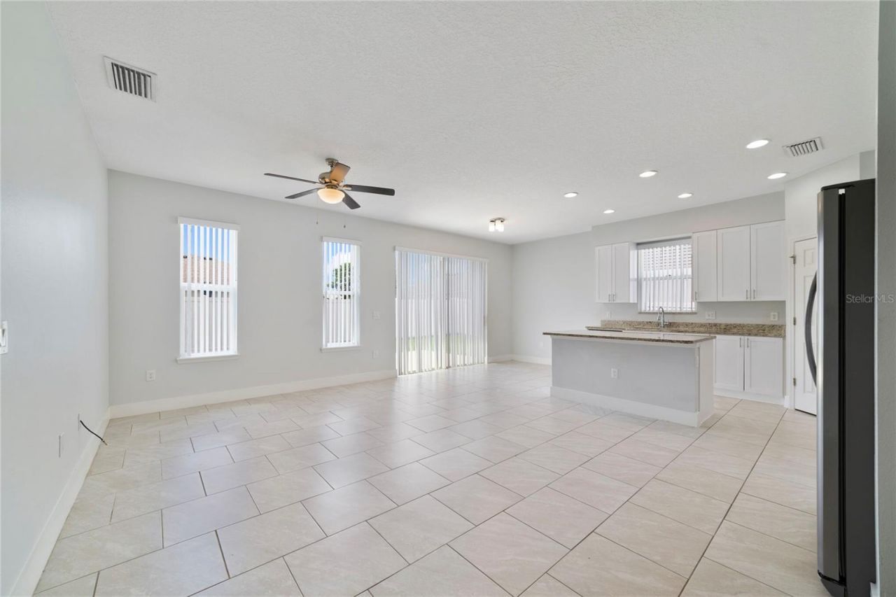 128 Willow Drive , Poinciana, FL 34759 Photo