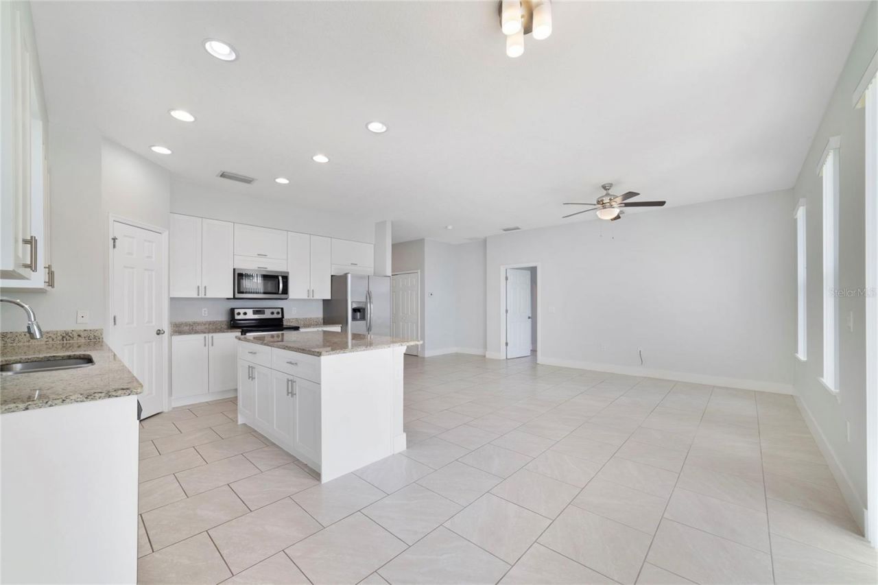 128 Willow Drive , Poinciana, FL 34759 Photo