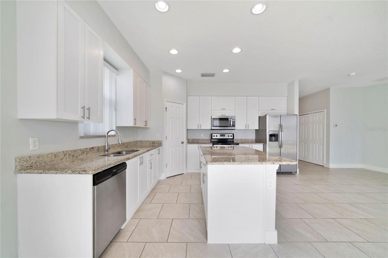128 Willow Drive , Poinciana, FL 34759 Photo