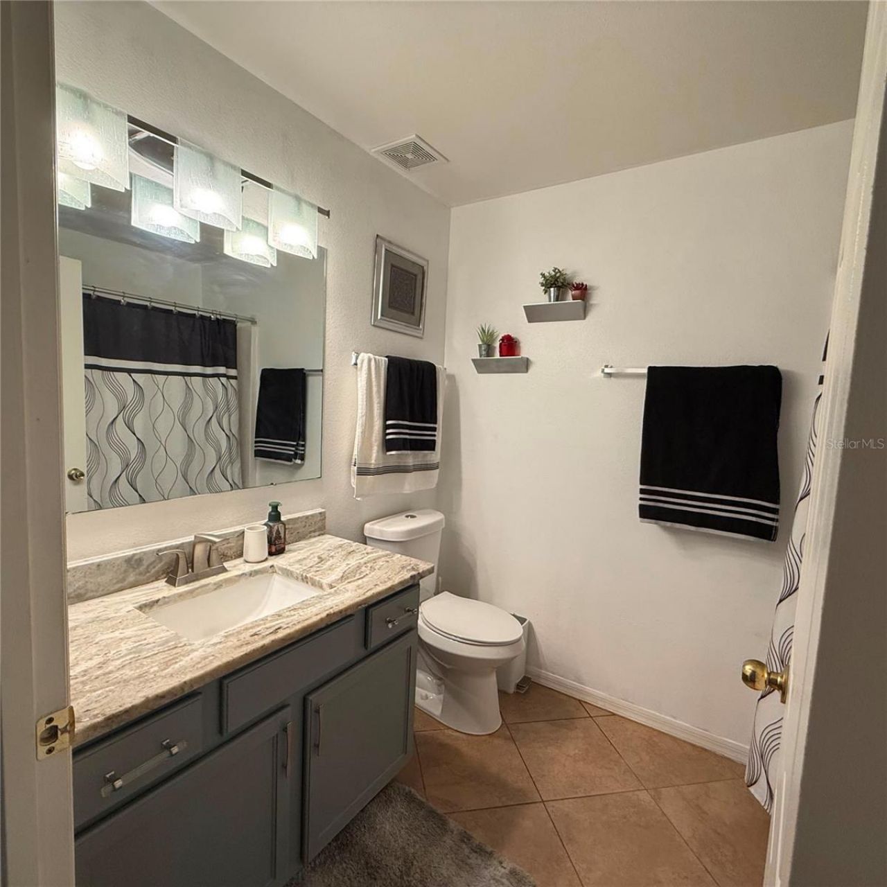 17022 Holmby Court, Land O Lakes, FL 34638 Photo