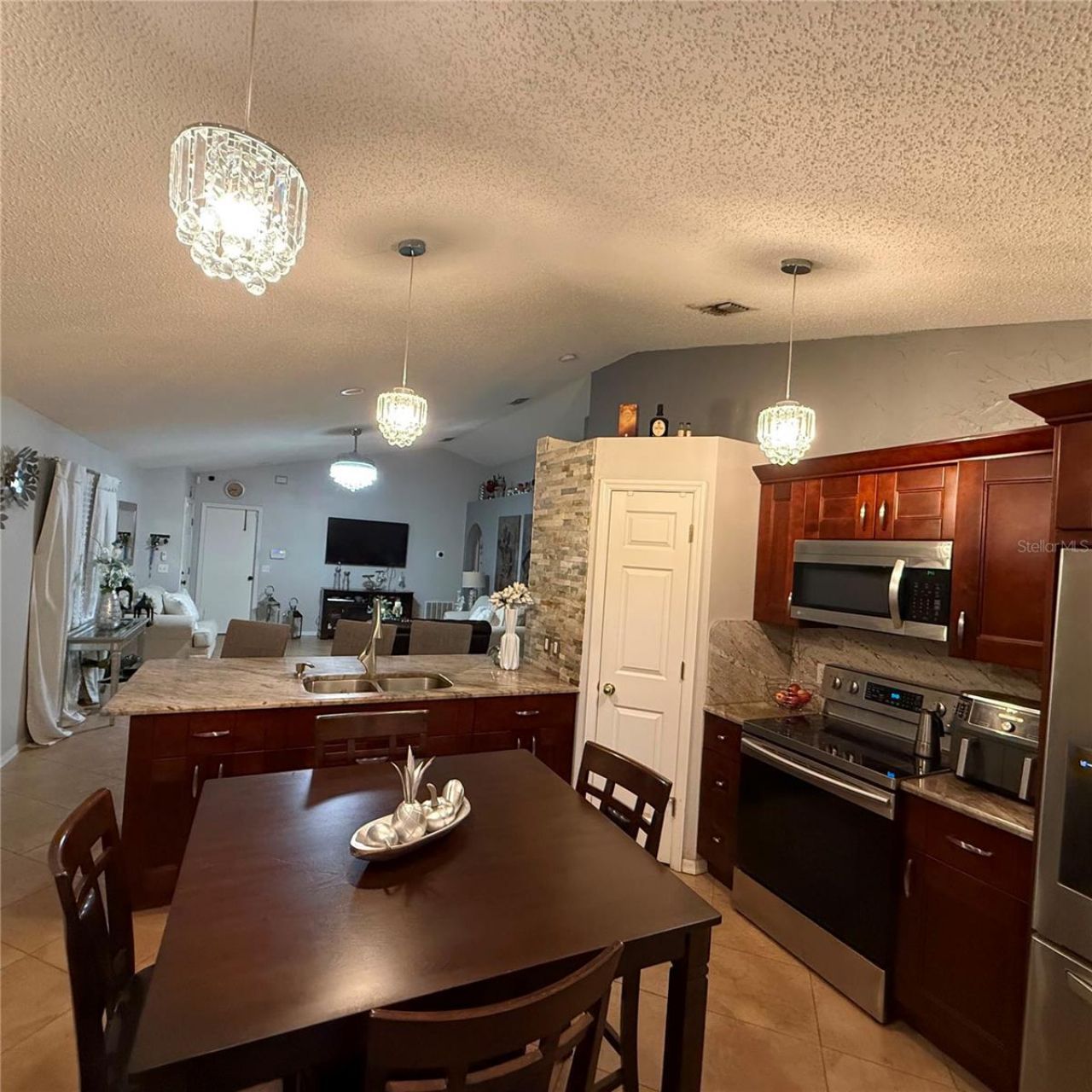 17022 Holmby Court, Land O Lakes, FL 34638 Photo