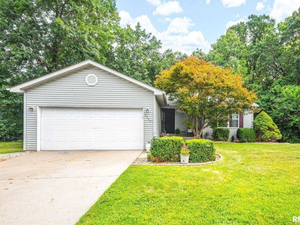 3705 W SAYMORE Lane, Peoria, IL 61615