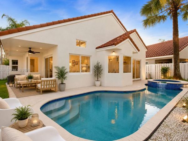 325 Somerset Way , Weston, FL 33326