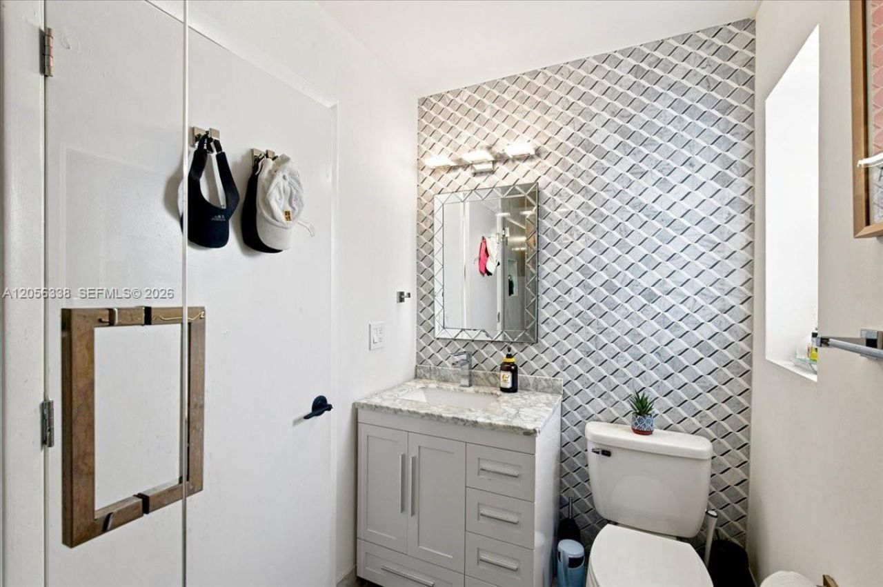 325 Somerset Way, Weston, FL 33326 Photo