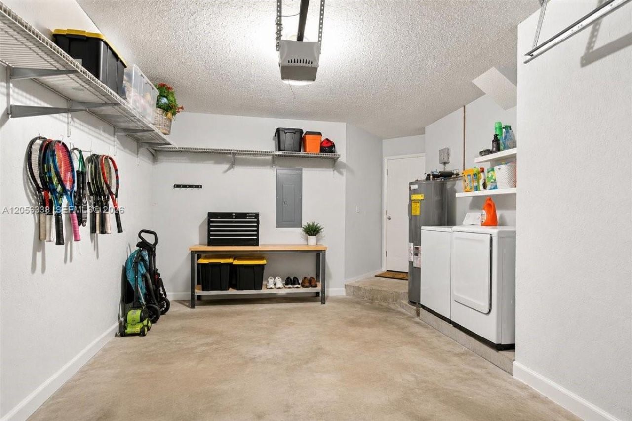 325 Somerset Way, Weston, FL 33326 Photo