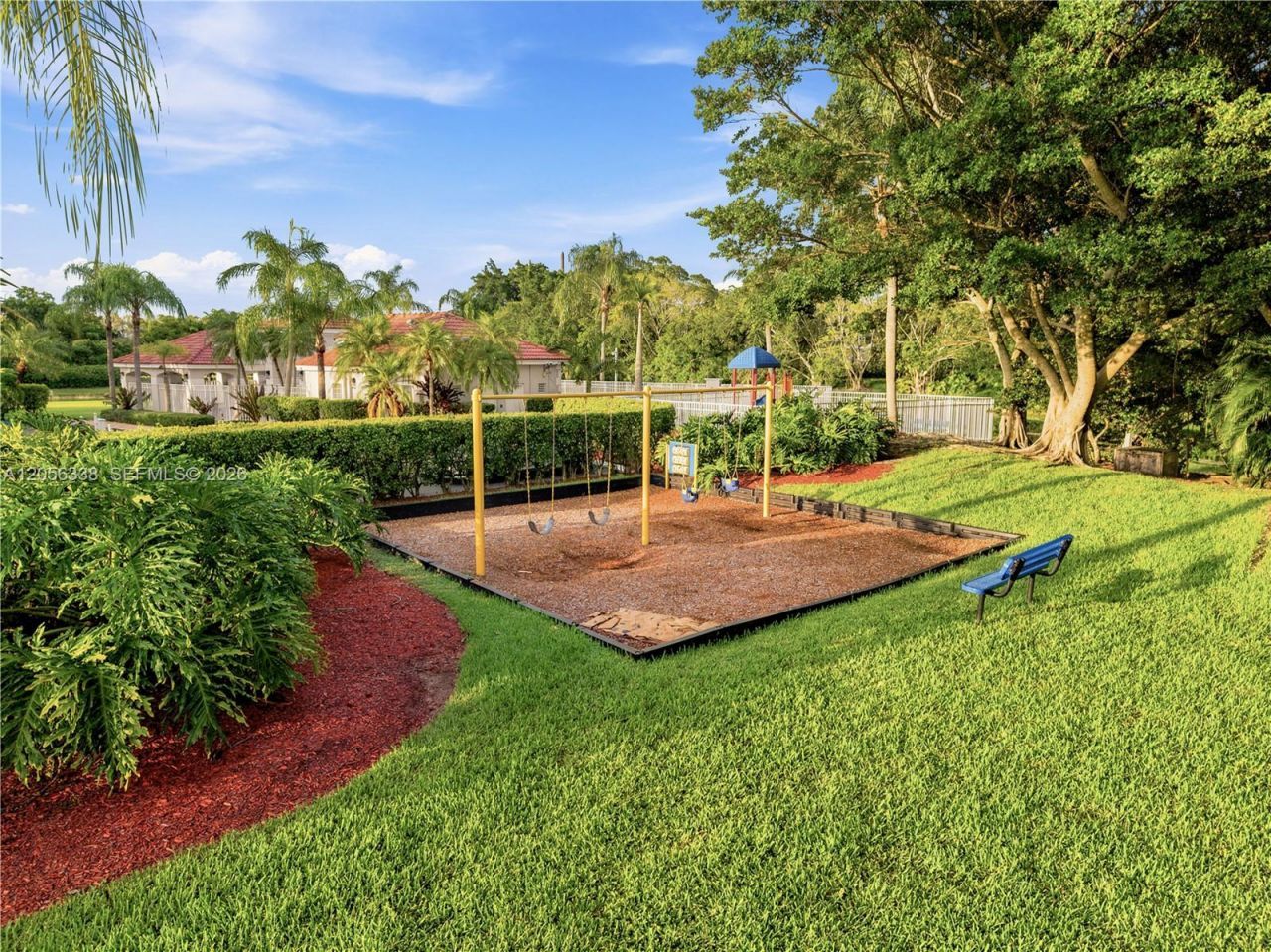 325 Somerset Way, Weston, FL 33326 Photo