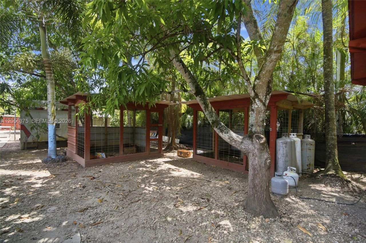 19501 SW 236th St , Homestead, FL 33031 Photo