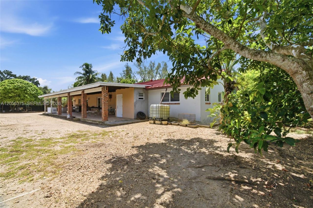 19501 SW 236th St , Homestead, FL 33031 Photo
