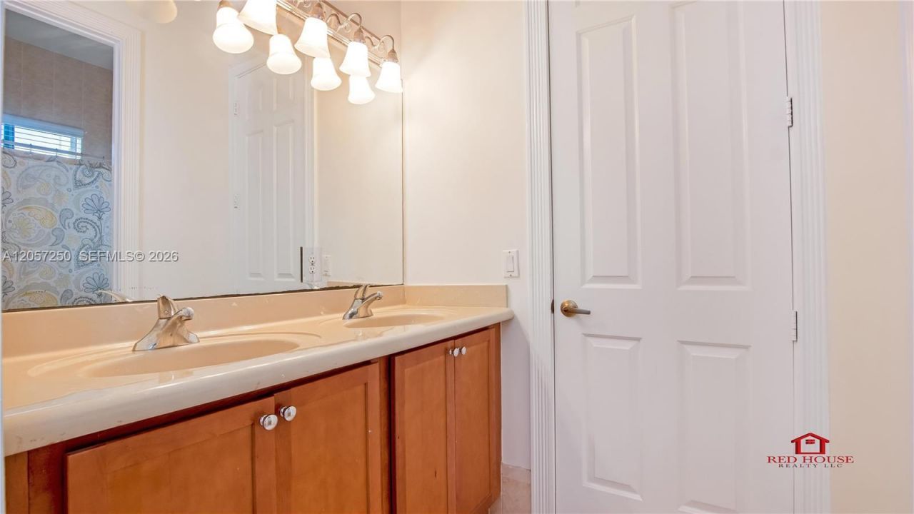 7833 SW 194th Ter , Cutler Bay, FL 33157 Photo