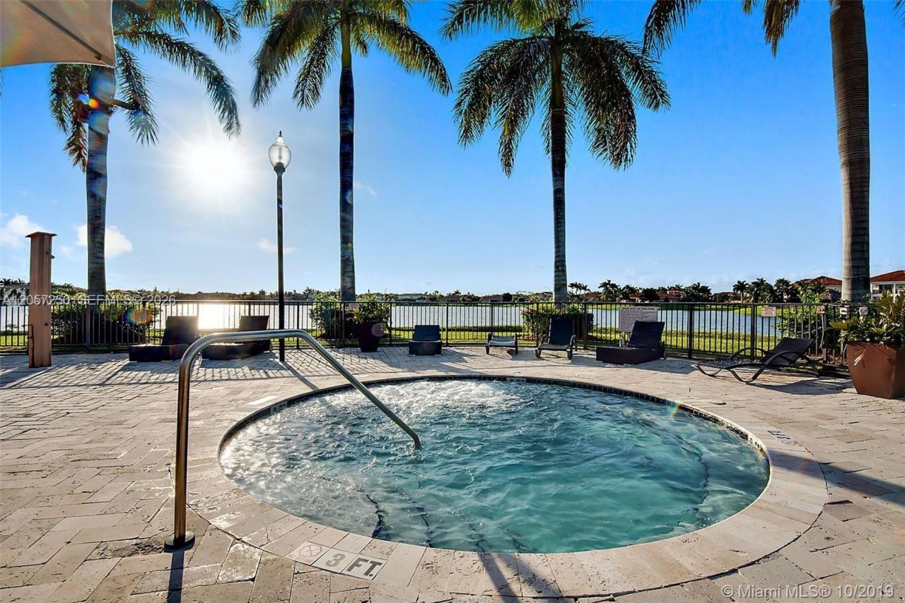 7833 SW 194th Ter , Cutler Bay, FL 33157 Photo