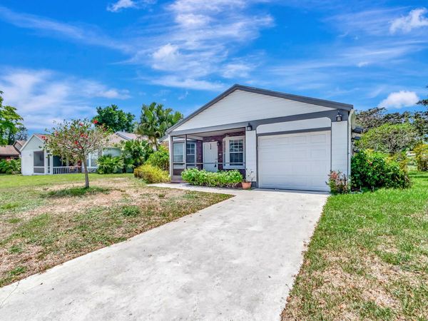 5048 BRIAN Boulevard, Boynton Beach, FL 33472
