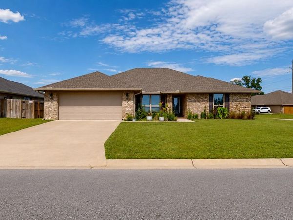 6227 Pineapple Drive, Milton, FL 32570