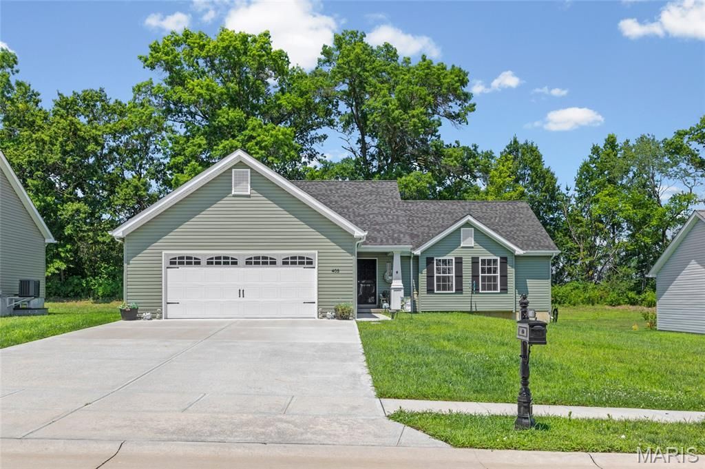 405 Rail Ridge Drive , Troy, MO 63379 Main Photo