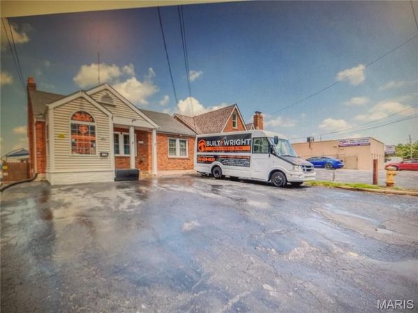 2025 Lemay Ferry Road , Mehlville, MO 63125