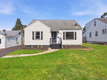218 Willowbrook Road , Rochester, NY 14616