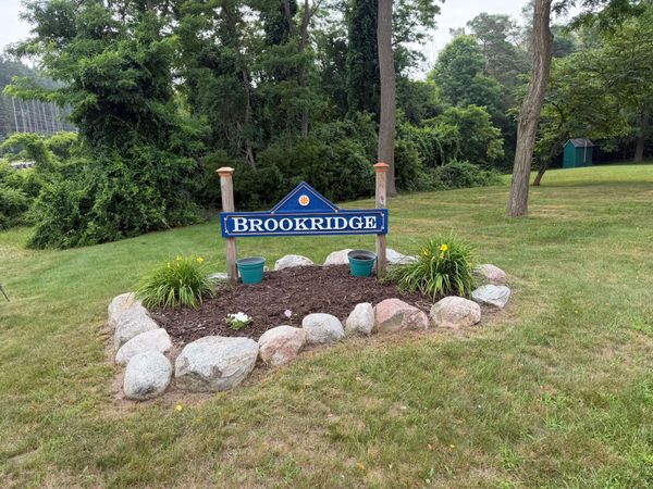 904 N White Birch Dr, Unit 28, Ludington, MI 49431