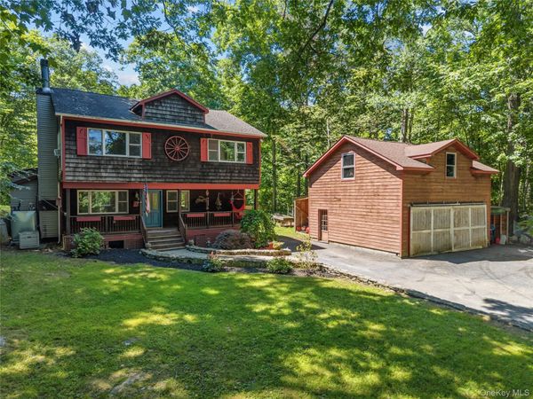 176 Tibet Drive , Carmel, NY 10512