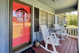 741 Dove Point Drive photo 4