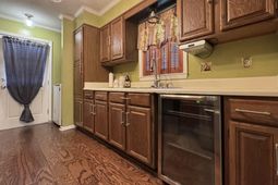 741 Dove Point Drive photo 4