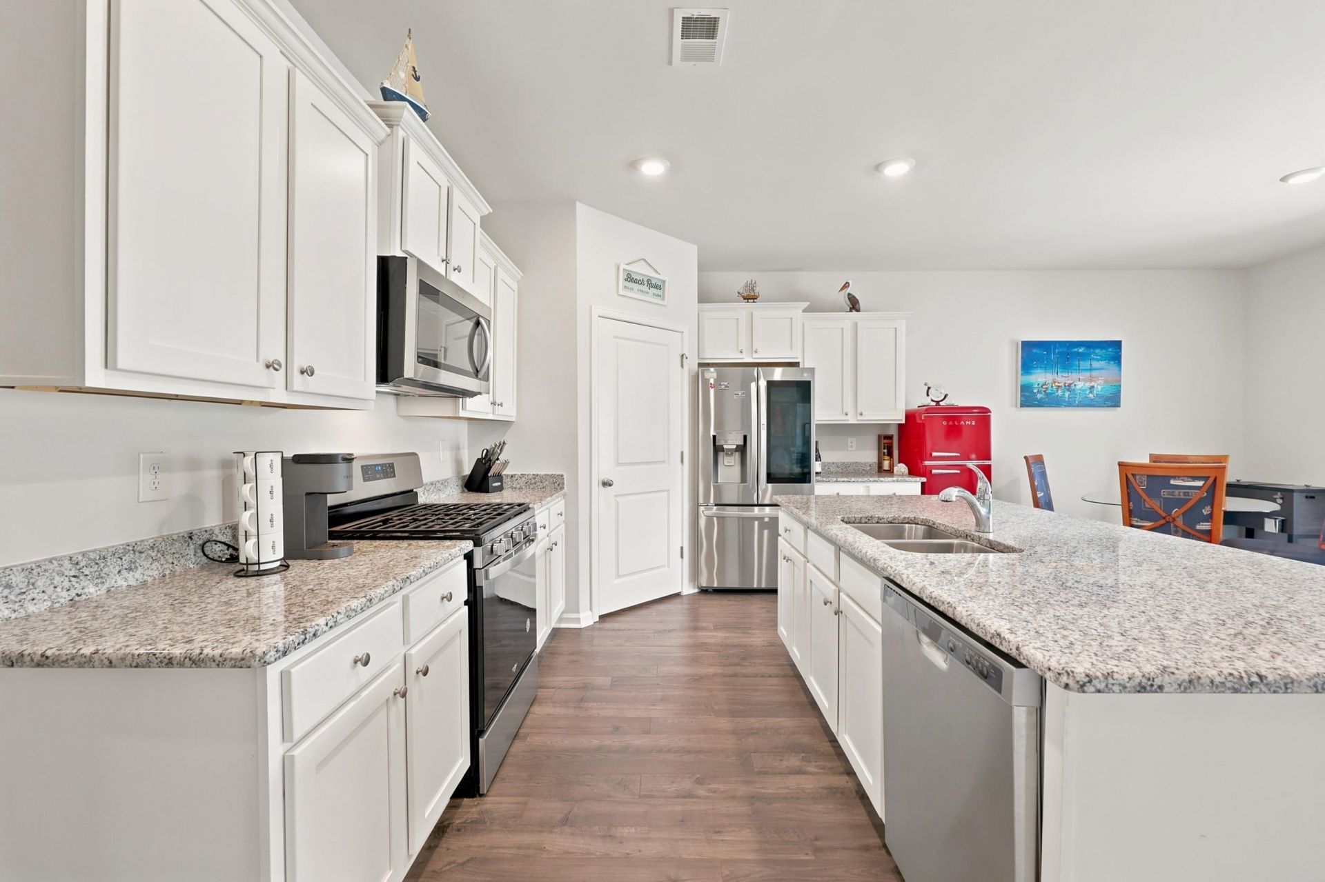 2556 Orion Loop Photo 2