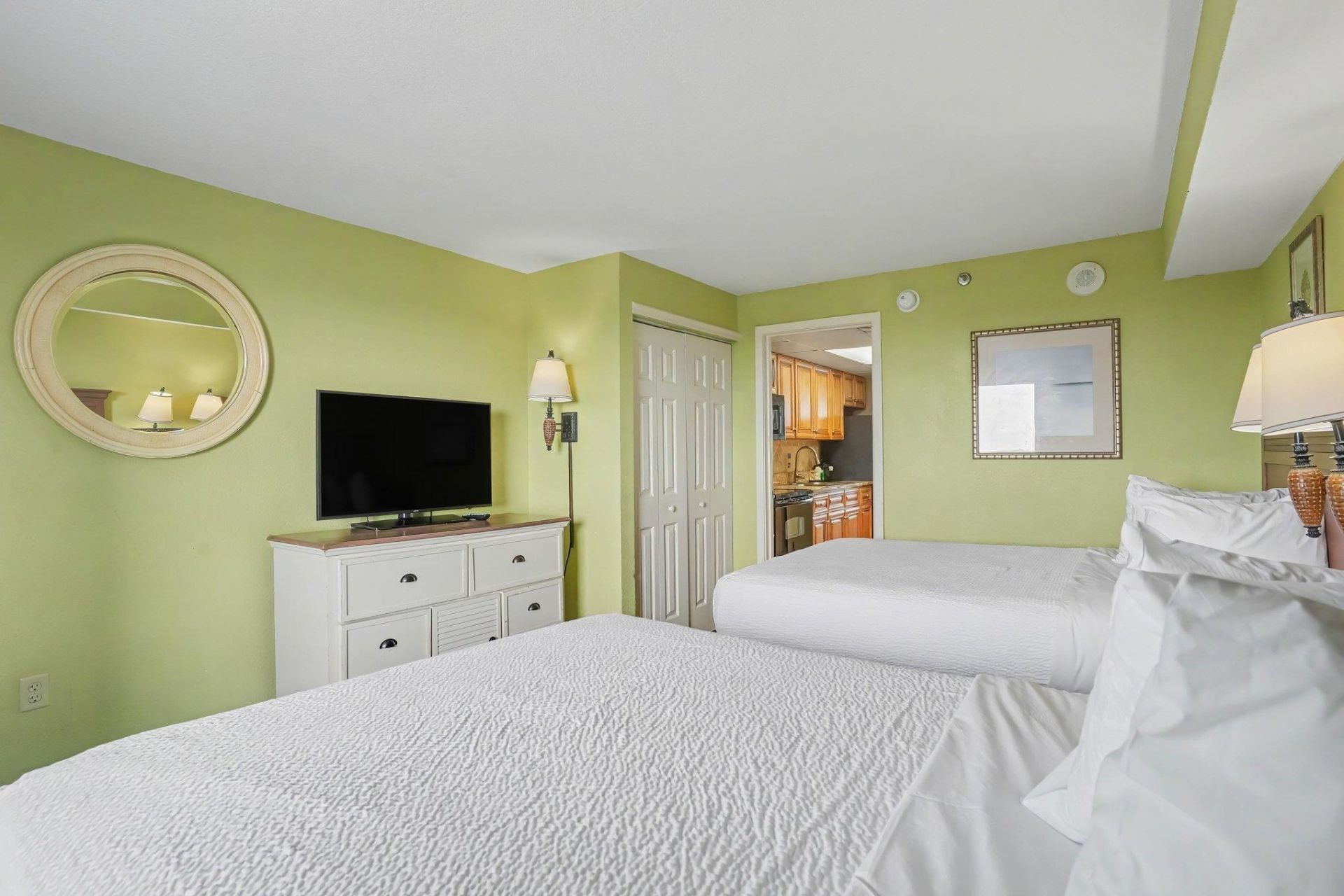 3000 N Ocean Blvd.  Photo 18