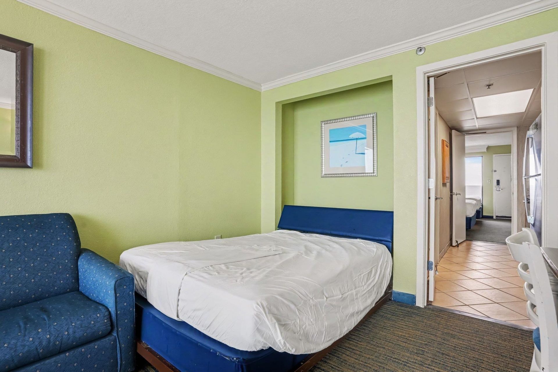 3000 N Ocean Blvd.  Photo 21