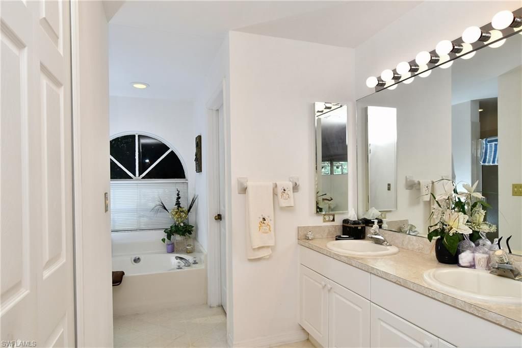 712 Fargo Dr , Fort Myers, FL 33913 Photo
