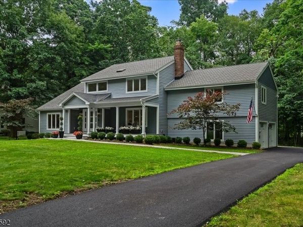 75 Musiker Ave, Randolph, NJ 07869