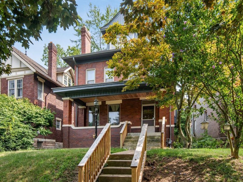 1735 Franklin Park S, Columbus, OH 43205 Photo 2