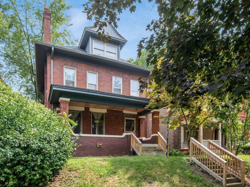 1735 Franklin Park S, Columbus, OH 43205 Photo 3