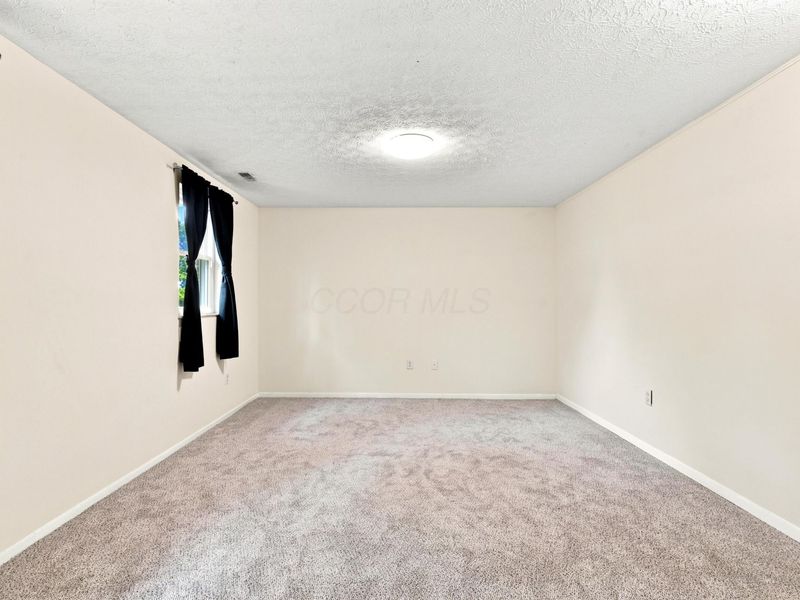 682 Hines Road, Columbus, OH 43230 Photo 25