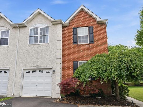 272 HAMPSHIRE DRIVE, SELLERSVILLE, PA 18960