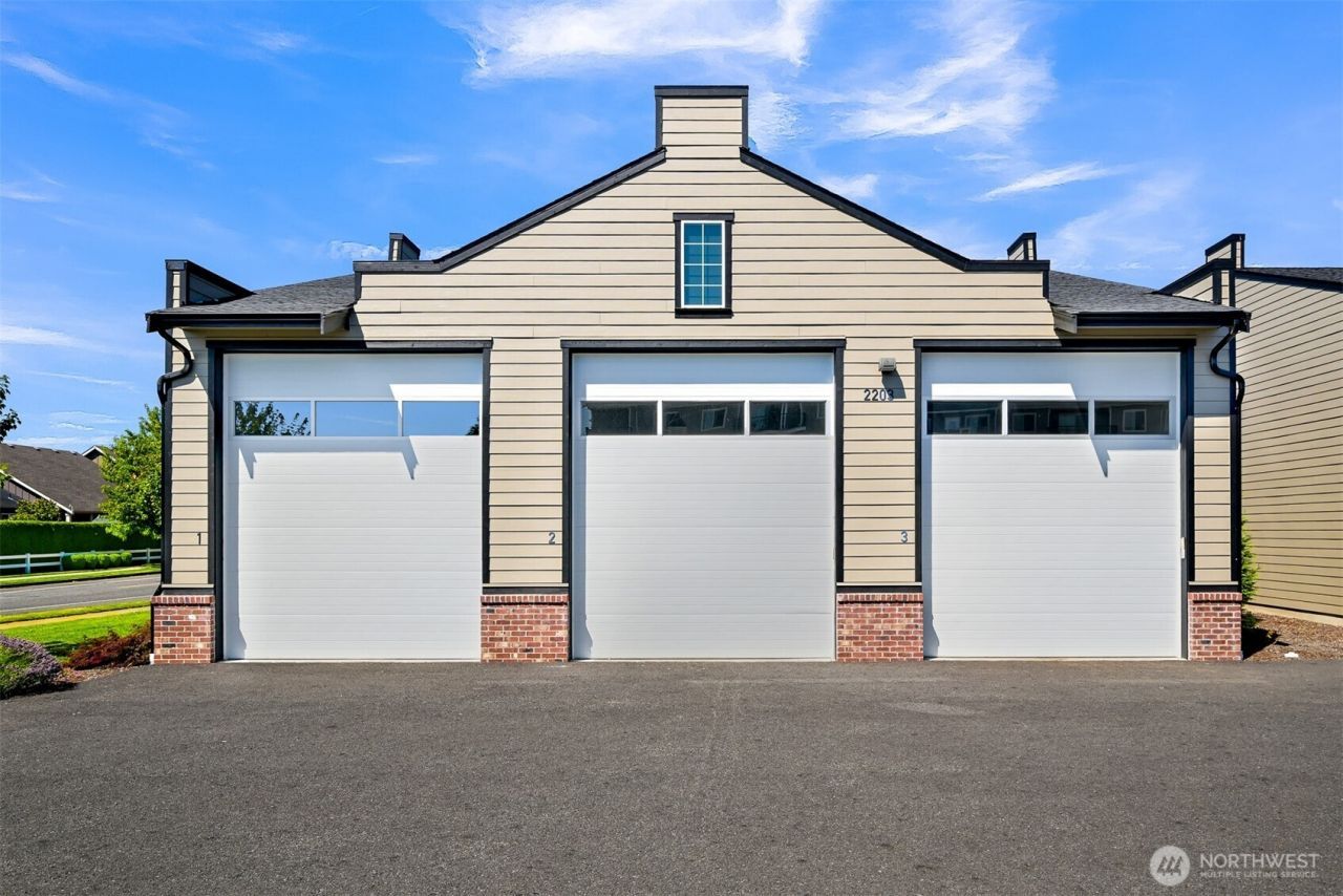 2203 Mercedes Drive , Unit 1, Lynden, WA 98264
