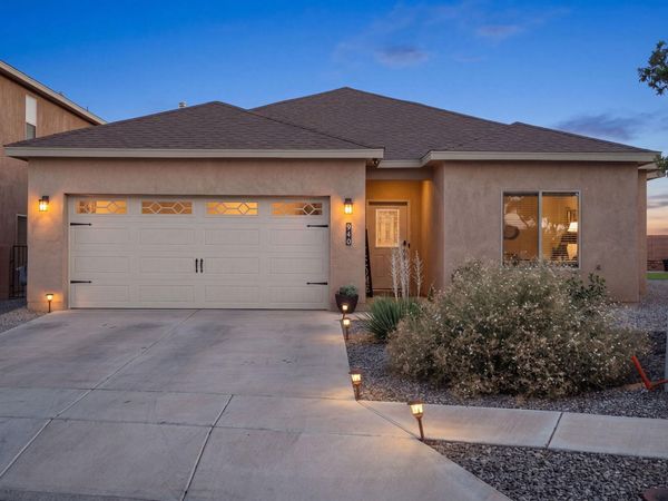 940 Firewheel Loop SW, Los Lunas, NM 87031