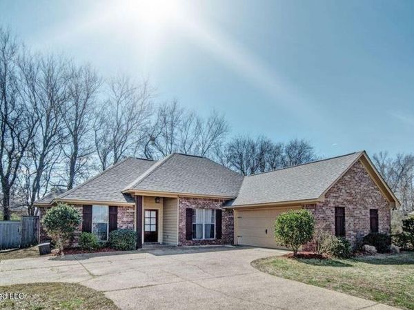 121 Millhouse Drive, Madison, MS 39110