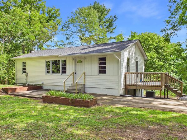 822 Ivory Road , Athens, TN 37303