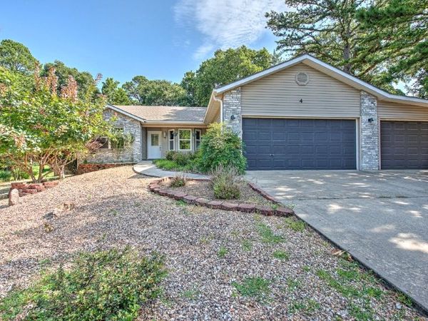 4 Sarum Lane , Bella Vista, AR 72714