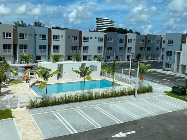 2505 NE 193rd St , Unit 4208, Miami, FL 33180
