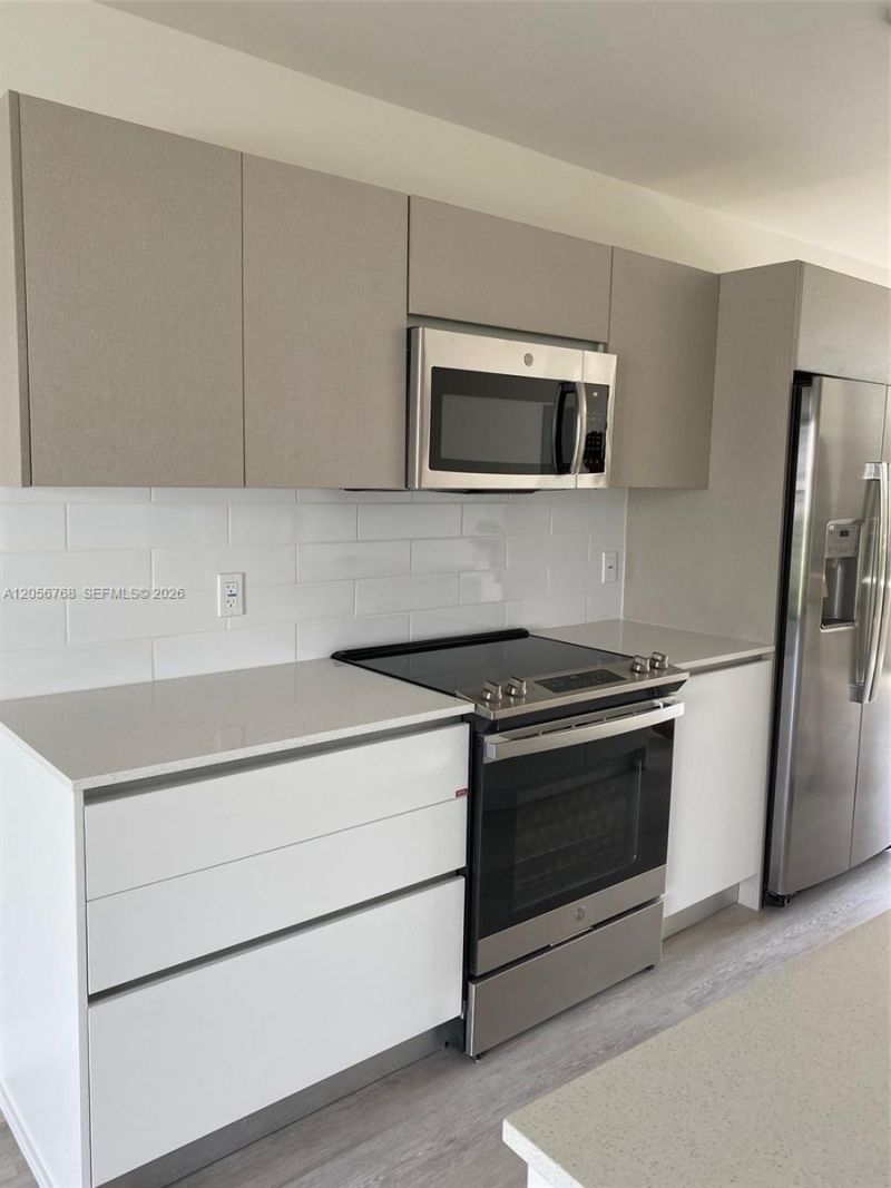 2505 NE 193rd St , Unit 4208, Miami, FL 33180 Photo