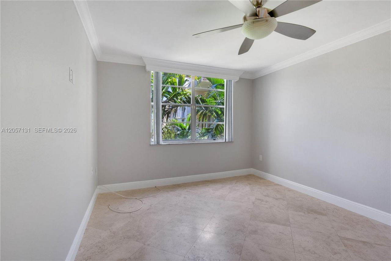13120 SW 92nd Ave , Unit B-409, Miami, FL 33176 Photo