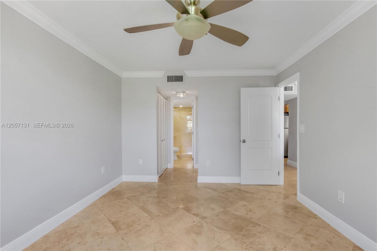 13120 SW 92nd Ave , Unit B-409, Miami, FL 33176 Photo
