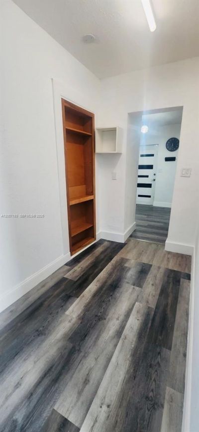 1558 NW 103rd St , Unit Efficiency, Miami, FL 33147 Photo