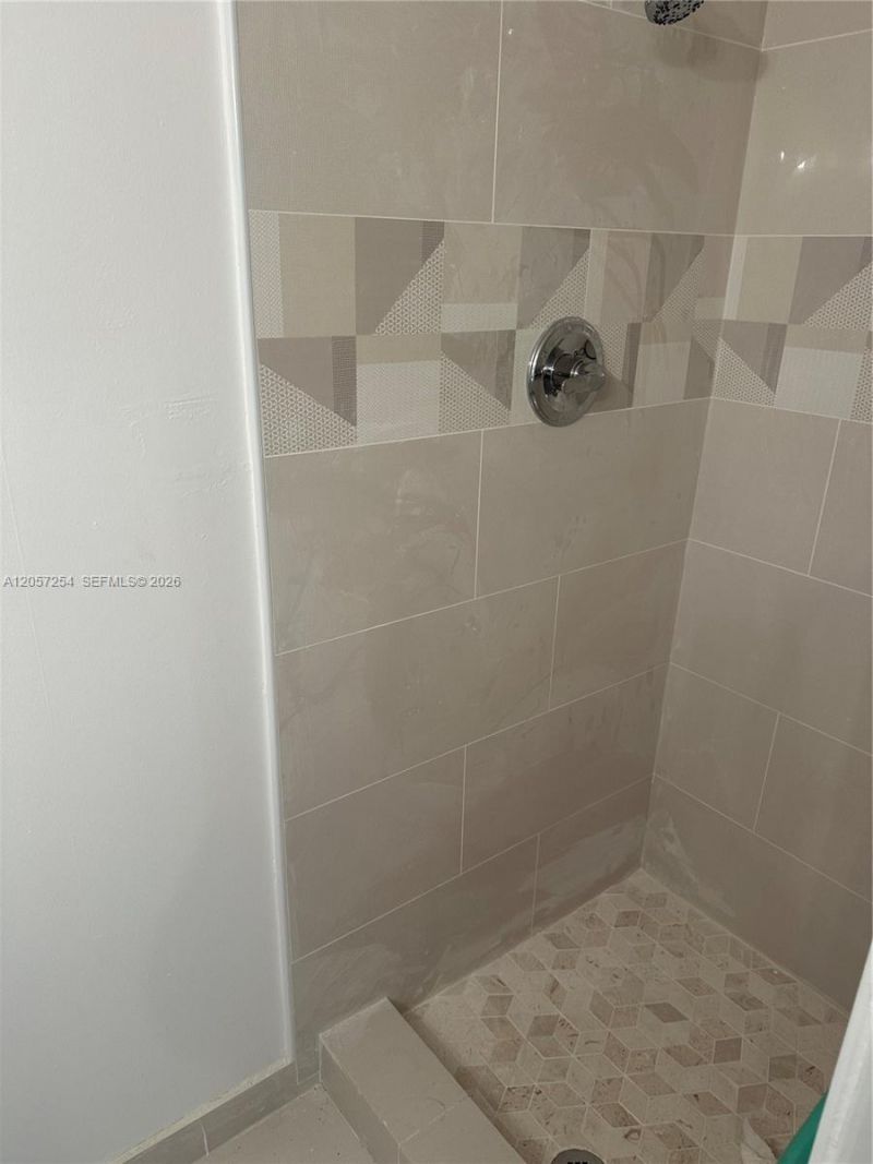 3048 E Sunrise Lakes Dr, Unit 421, Sunrise, FL 33322 Photo
