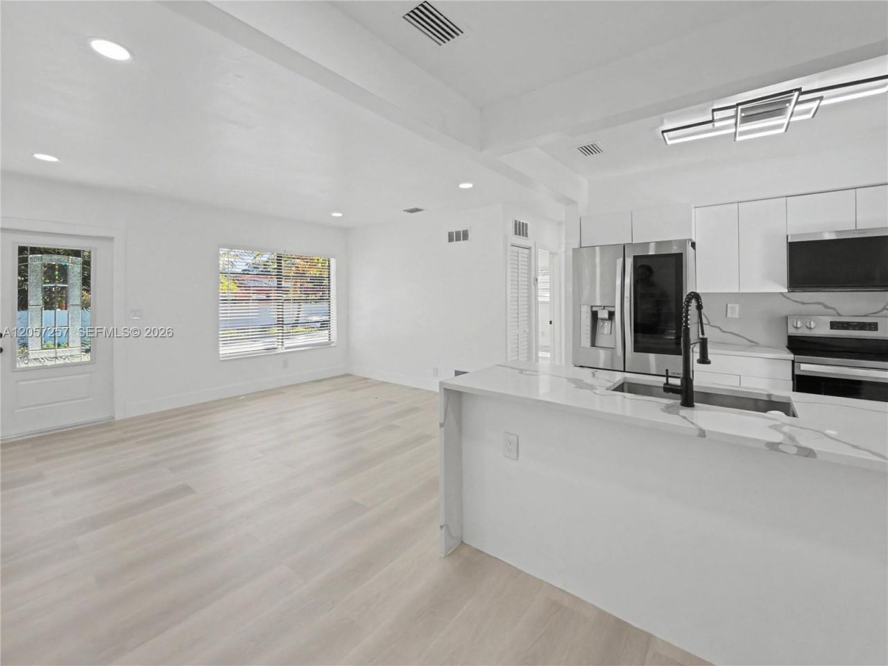 15694 NE 10th Ct , North Miami Beach, FL 33162 Photo